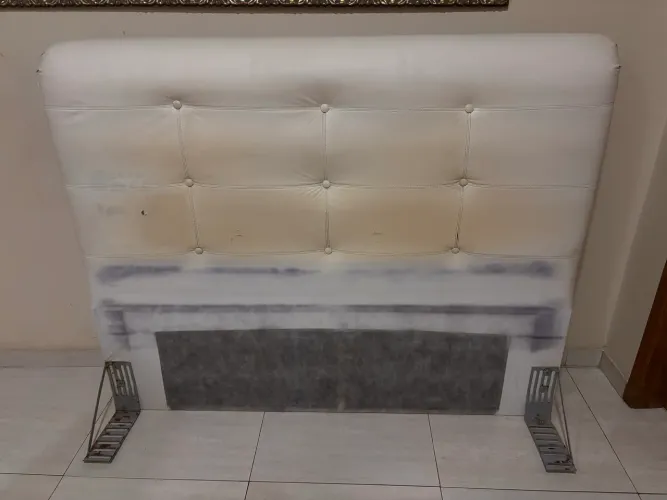 Cabeceira de cama de casal