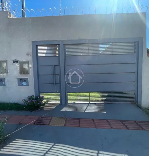 CASA 2 QUARTOS SENDO 1 SUÍTE CORONEL NO ANTONINO