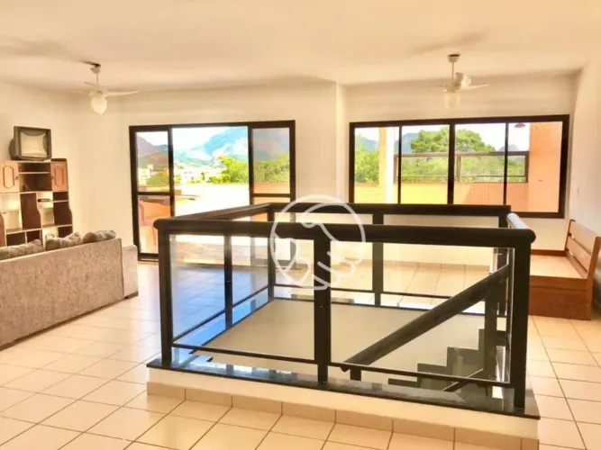 Cobertura à venda na Praia do Morro em Guarapari é nas Imobiliárias Itamar Imóveis