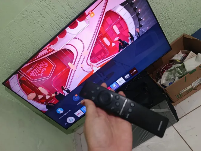 Vendo uma tv não entrego.
