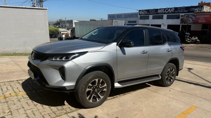 Toyota Hilux SW4 SRX 4X4 2.8 TDI 16V Dies. Aut. 2023