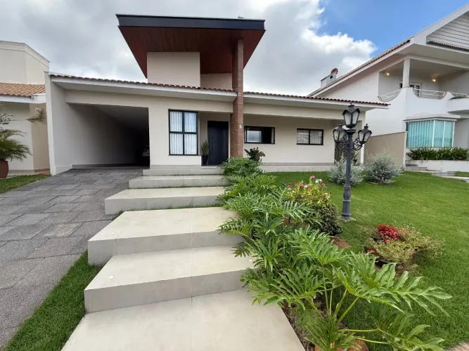 CASA TÉRREA EM CONDOMÍNIO