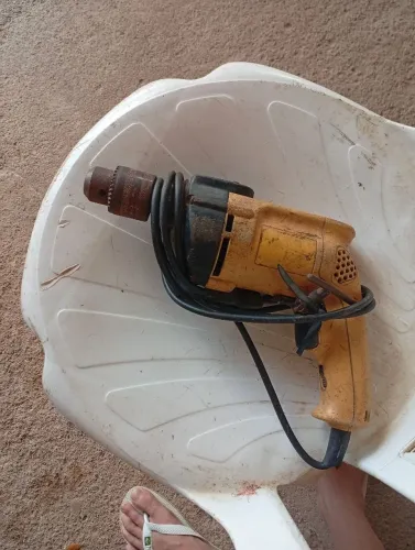 Furadeira alto reverso 