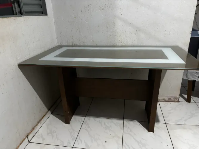 VENDO MESA 6 LUGARES