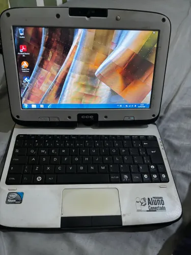 Netbook/tablet da coce antigo