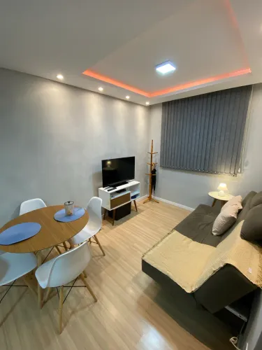 Vendo sofá cama + mesa