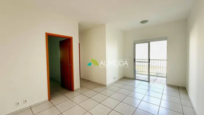Apartamento com 2 dormitórios para alugar, 68 m² por R$ 1.655,00/mês - Jardim Bela Vista -