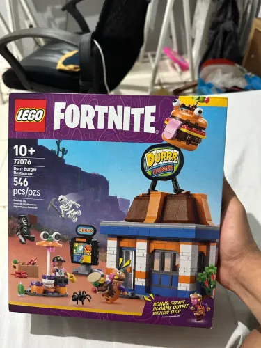 Lego Fortnite novo na Caixa