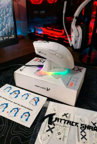 MOUSE X11 SHARK ATTACK COM DOCK DE CARREGAMENTO - ENTREGA GRÁTIS