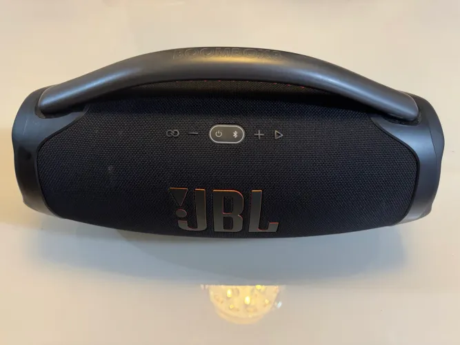 Som JBL Bombox 3
