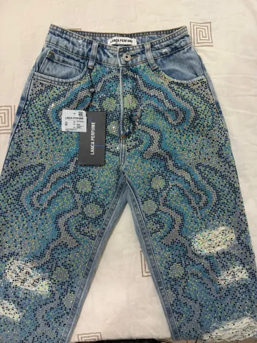 Calça Jeans Brilho Lança Perfume