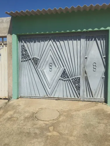 Portão de ferro