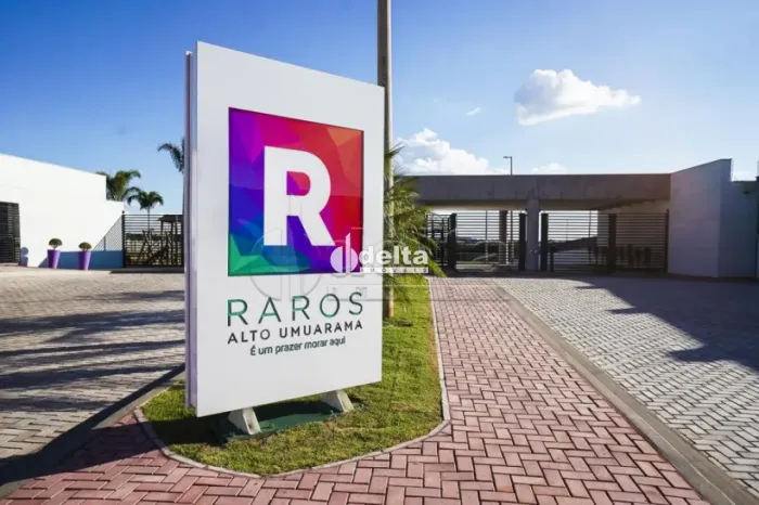 Terreno em condomínio disponível para venda no bairro Grand Ville em Uberlândia - MG
