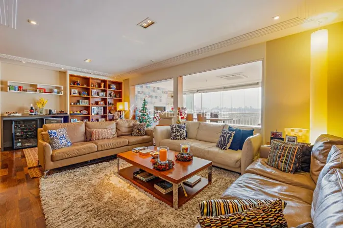 Condomínio ACERVO Alto de Pinheiros R. Dr. José Rodrigues Alves Sobrinho, 150. Apartamento