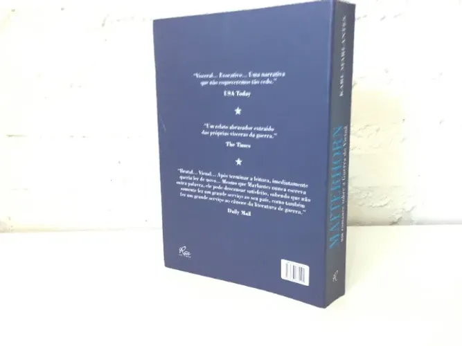 C645 - Livro Matterhorn - Um Romance Sobre A Guerra Do Vietnã - Karl Marlantes