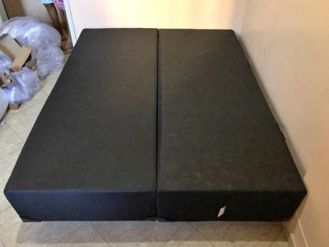 Base pra colchão no tamanho 158×198 Queen  preto