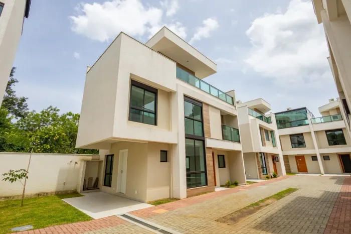 Sobrado à venda, 165 m² por R$ 1.290.000,00 - Bom Retiro - Curitiba/PR