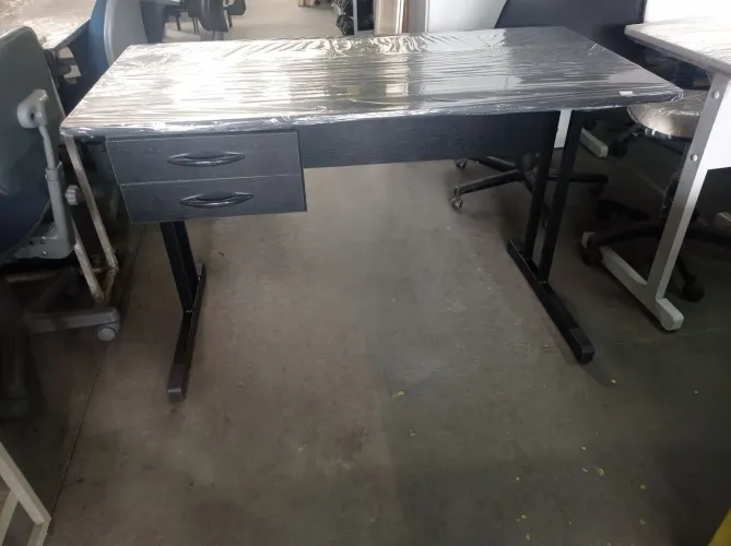 Mesa de escritório 