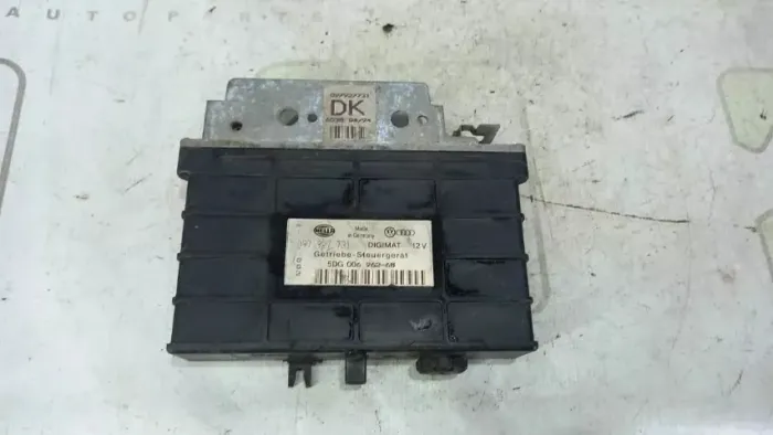 Modulo De Cambio Audi 80 94-96 097927731 5dg0066962-68