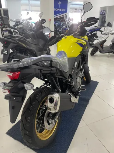 Suzuki V-strom 650XT 2026 - 0km