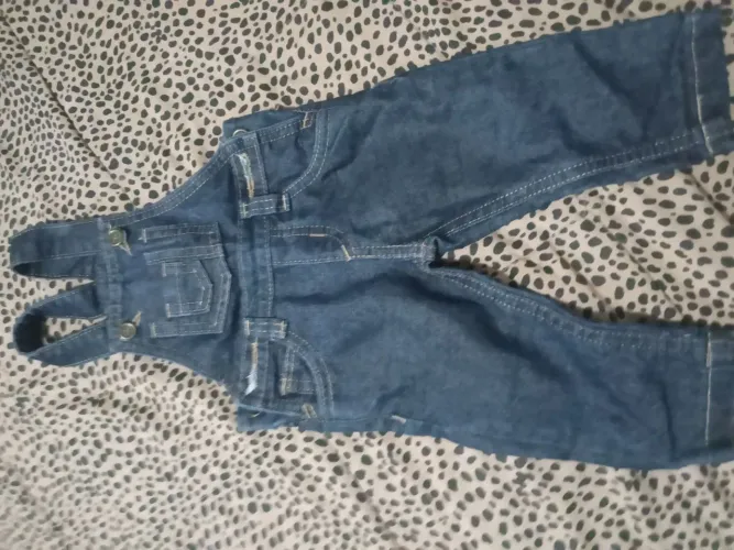Lote de calça  jeans e macacão jeans