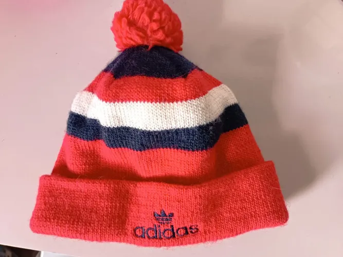 Touca Suécia Adidas Original 