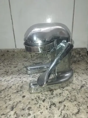Espremedor de laranja anos 50 