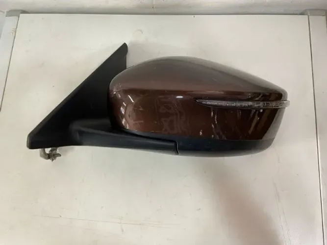 Retrovisor Kicks c/ seta elétrico (cores/lado)