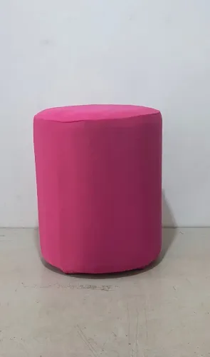 Puff Decorativo capas em malha 