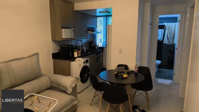 Apartamento Mobiliado 2 auartos Jardim Leopoldina em Porto Alegre para Comprar