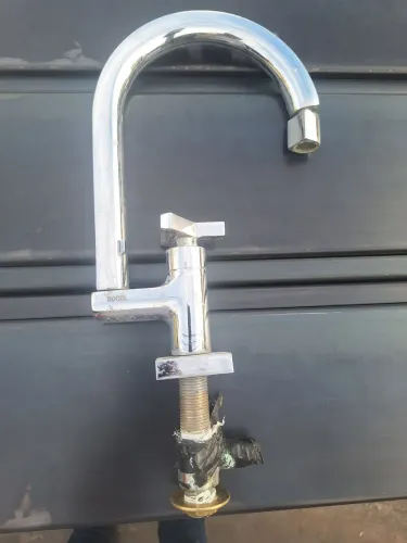 Torneira Docolcity De Cozinha Mesa Bica Alta Cromado Dn15 1/2 Docol