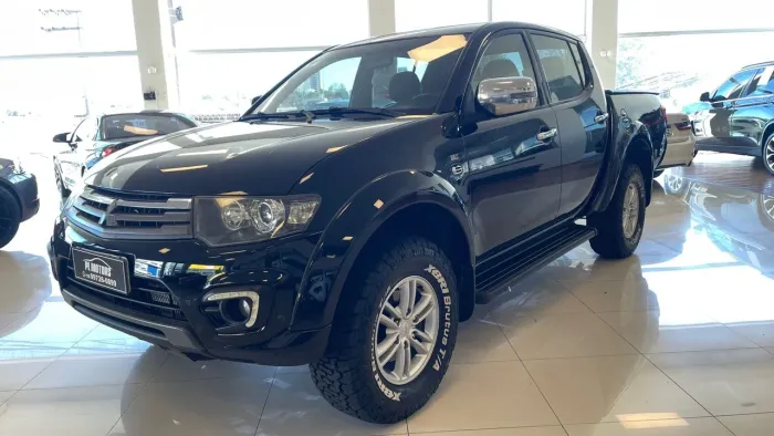 Mitsubishi L200 Triton HPE 3.2 CD TB Int.diesel AUT 2015