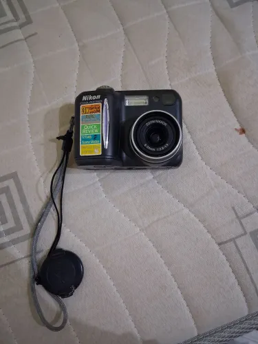 Nikon coolpix 885 (não funciona)