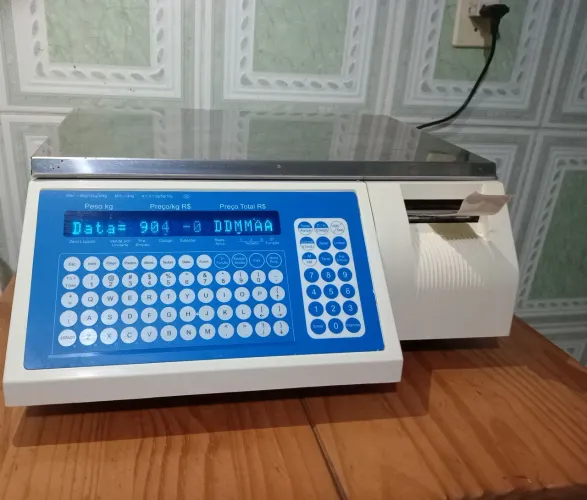Balança comercial digital etiquetadora Toledo Prix 4 flex