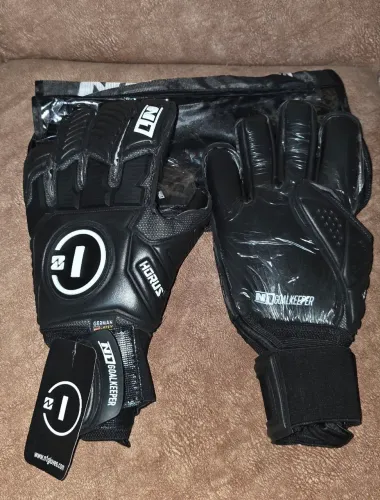 Luva de goleiro N1 Horus Black - Tamanho 10