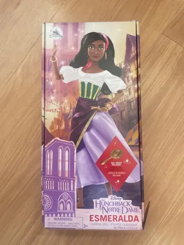 Boneca Esmeralda - O Corcunda de Notre Dame Disney Store