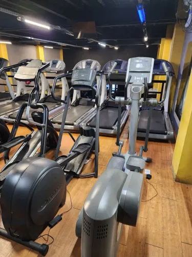 Elíptico Life Fitness