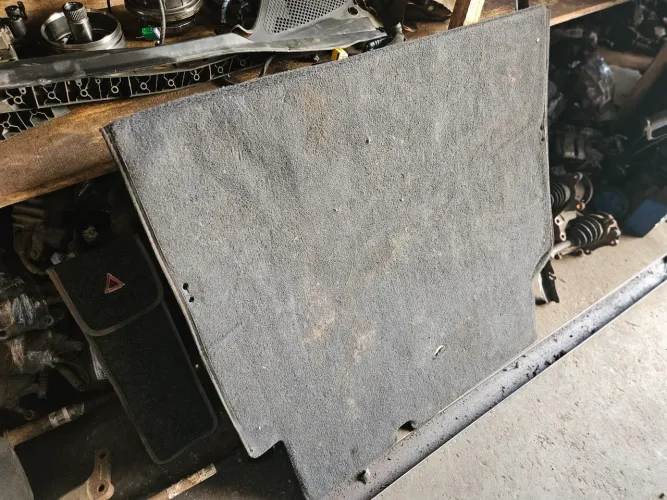 Tapete do porta malas citroen C4 pallas 