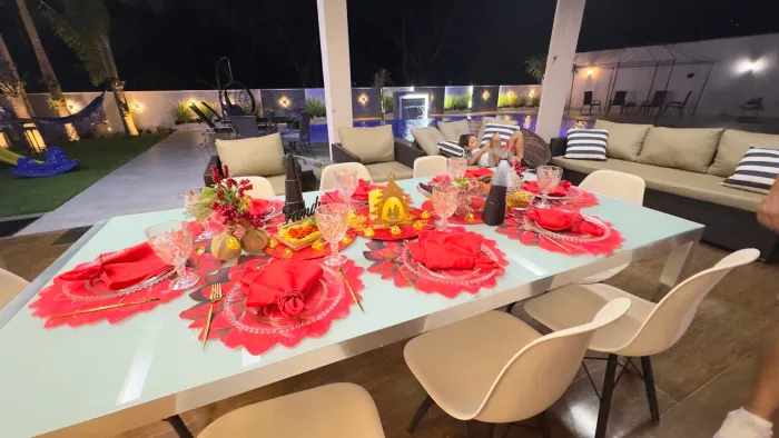 Mesa de inox e vidro temperado - 8 lugares 