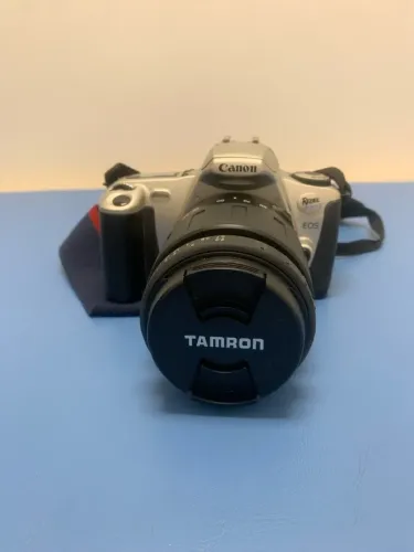 Canon EOS Rebel 2000 /Lente Tamron AF28/80 /3.5 -5.6 Aspherical / 177D