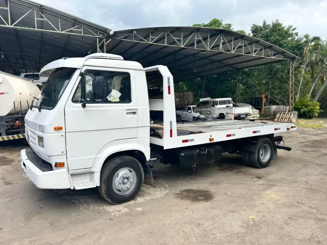 Caminhao vw 7100 guincho SO DINHEIRO