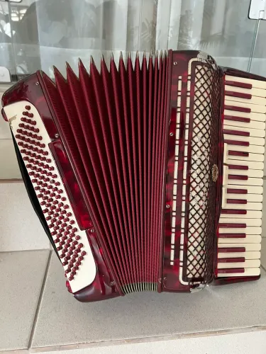 Acordeon Scandalli 120 Baixos