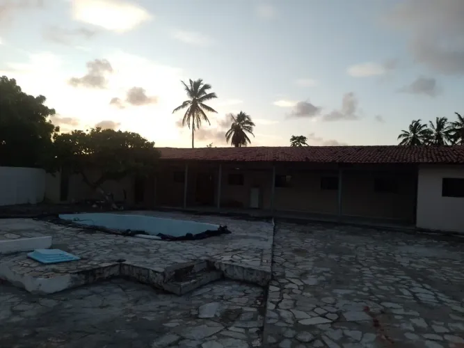 Vende uma casa em Fagundes lucena (oportunidade) perto da praia