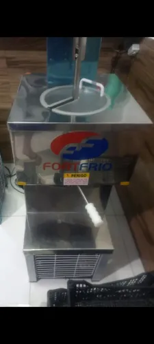Maquina de sorvete e acai