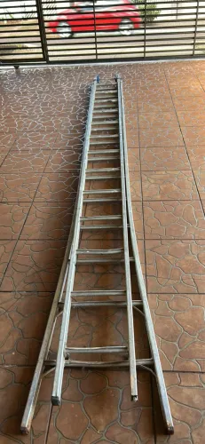 Alugo escada