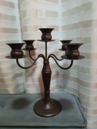Candelabro de 5 braços em metal