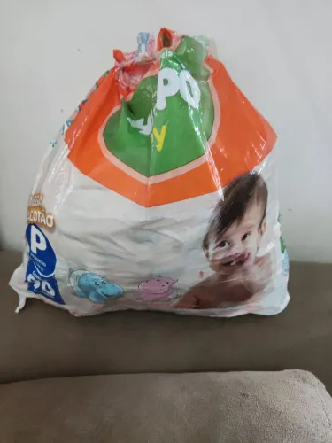 Fralda P 78 unidades por 39 reais 