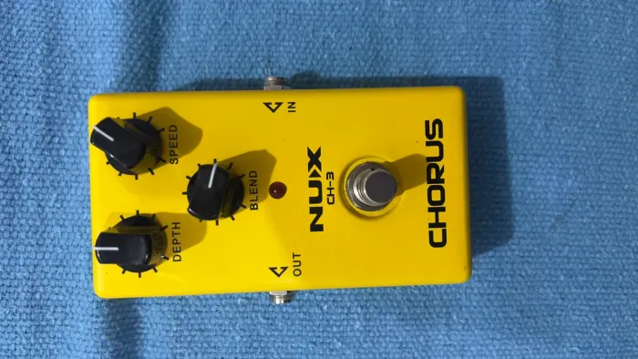 Pedal CHORUS nux ch3