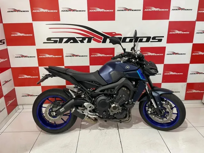 YAMAHA MT09 ABS 2025 IMPECÁVEL !!!