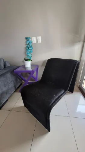 Poltrona Design Aveludada